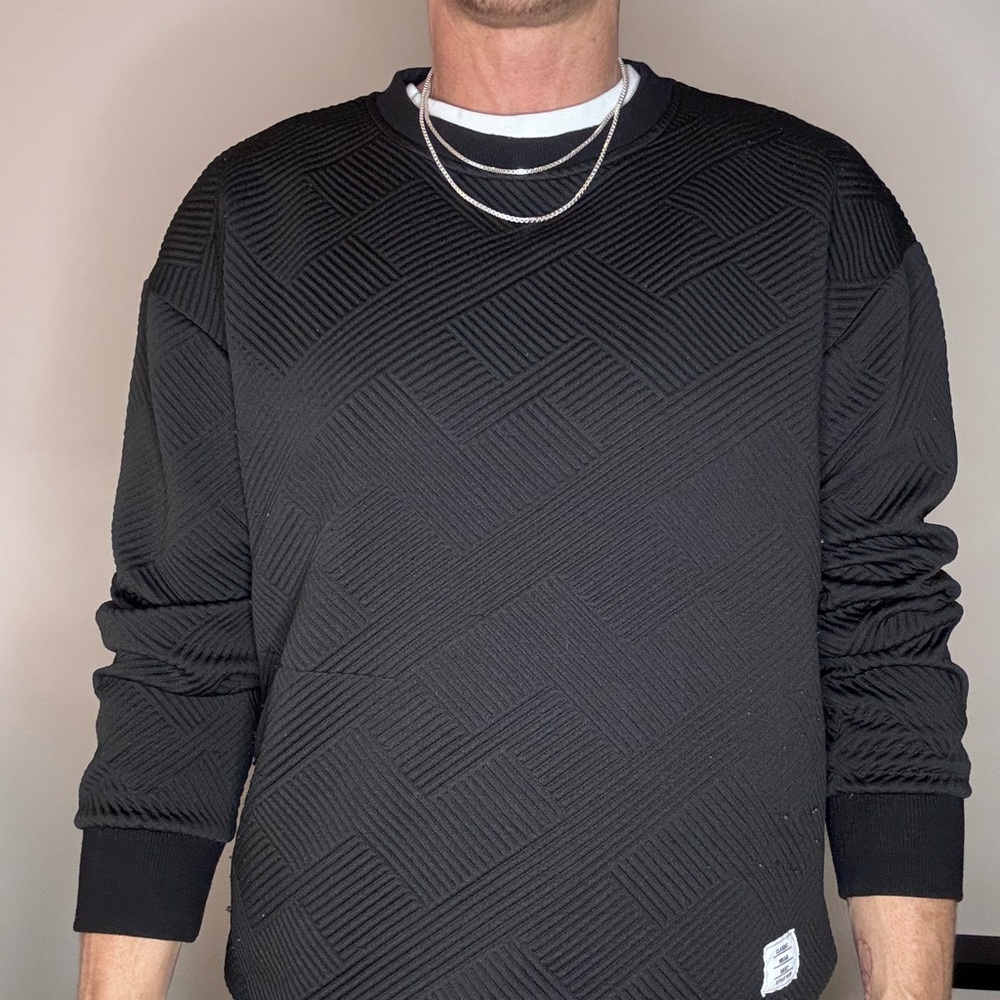 Men's Black Textured Stylish Sweater